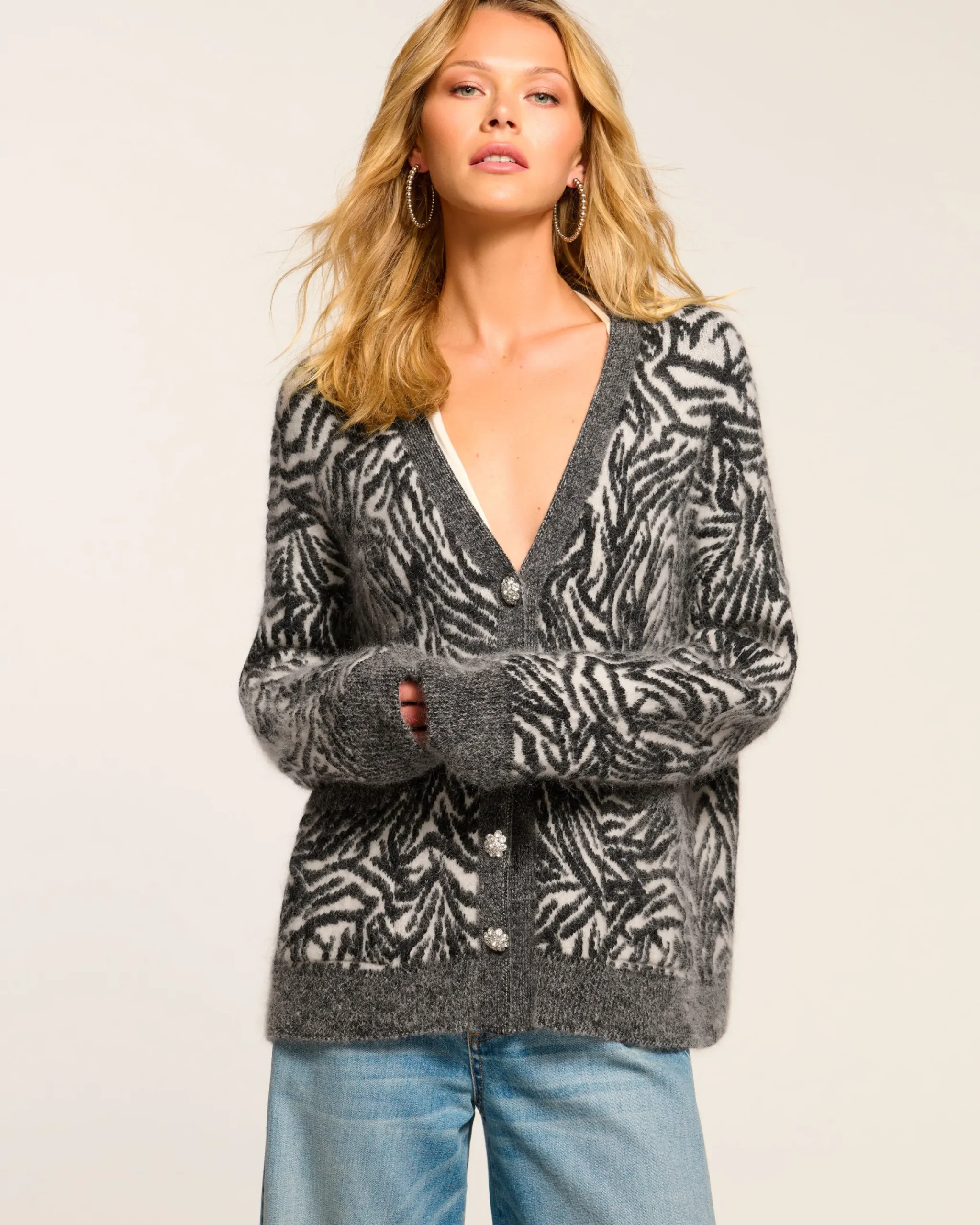 Online Jelena V-Neck Cardigan Sweater Tops | Sweaters
