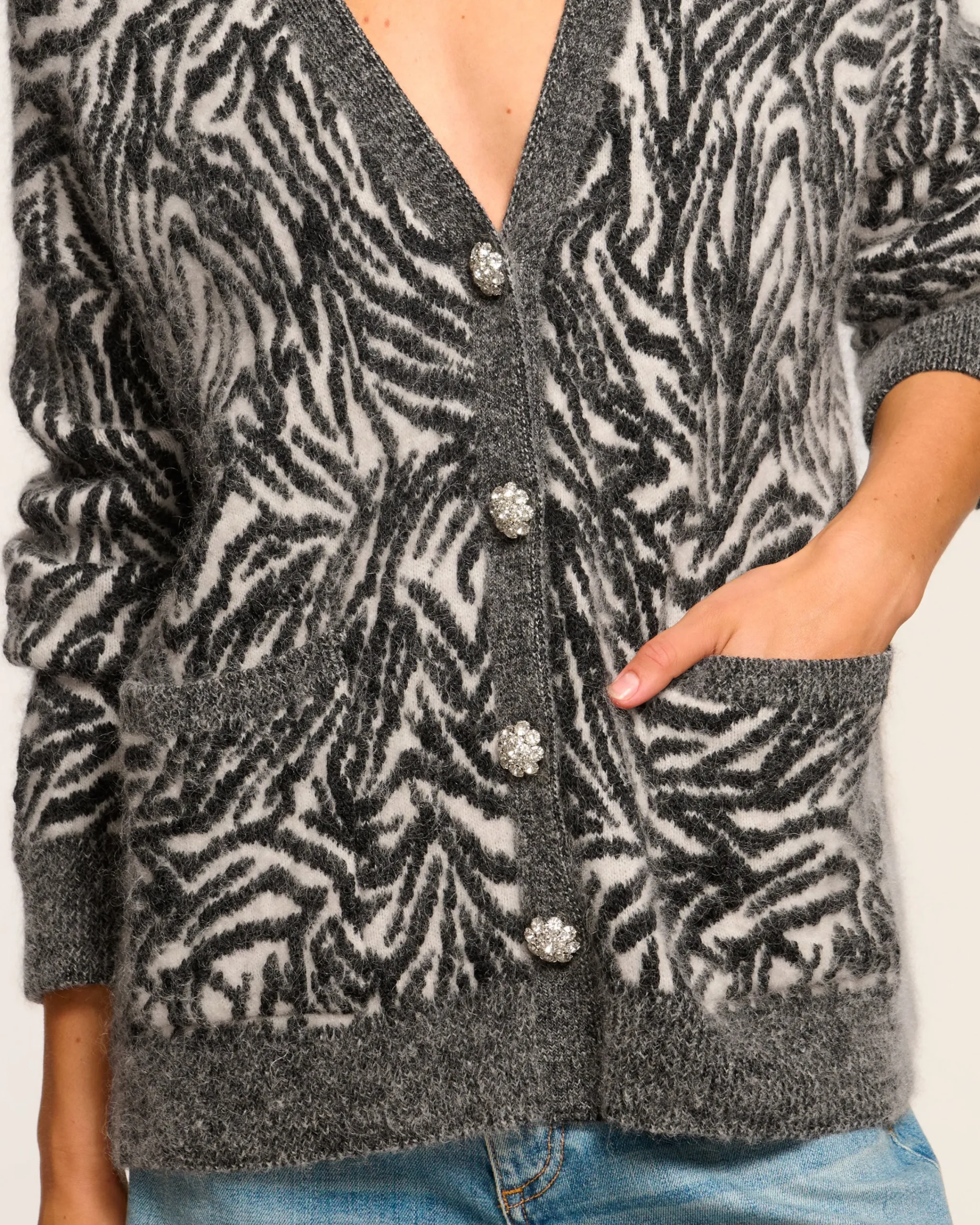 Online Jelena V-Neck Cardigan Sweater Tops | Sweaters